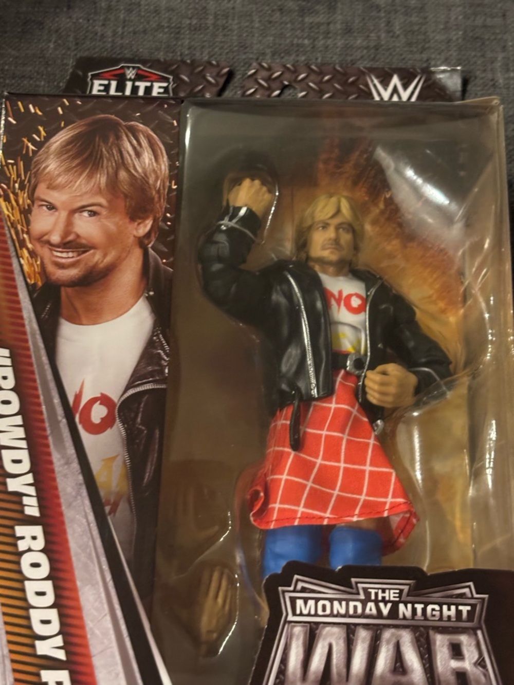 Rowdy Roddy Piper WWE Action Figure Monday Night War New in Box - Picture 2 of 6